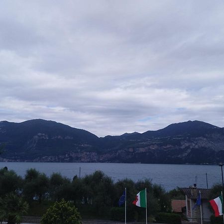 Hotel Residence Rely Brenzone sul Garda Zewnętrze zdjęcie