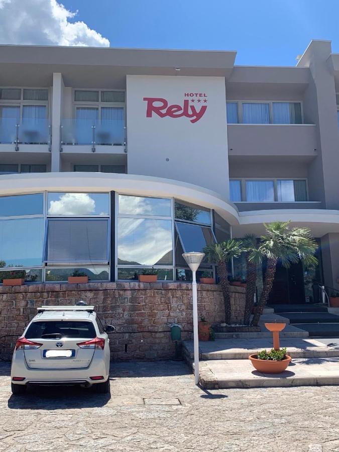 Hotel Residence Rely Brenzone sul Garda Zewnętrze zdjęcie