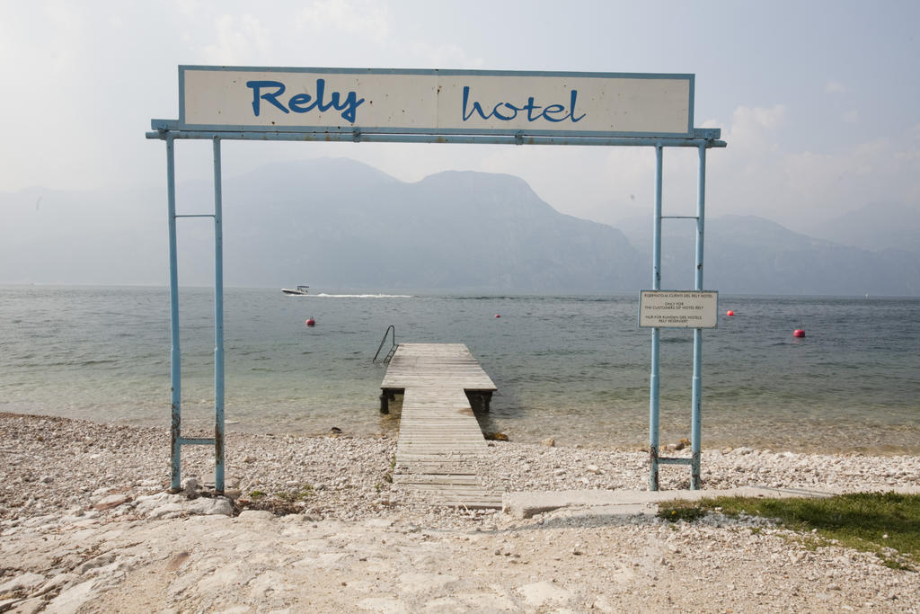 Hotel Residence Rely Brenzone sul Garda Zewnętrze zdjęcie